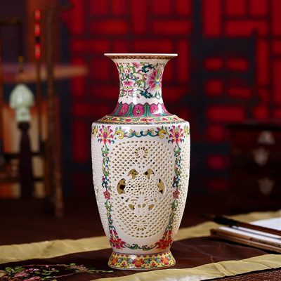Jarrón Perforado de Porcelana Antigua China de Jingdezhen